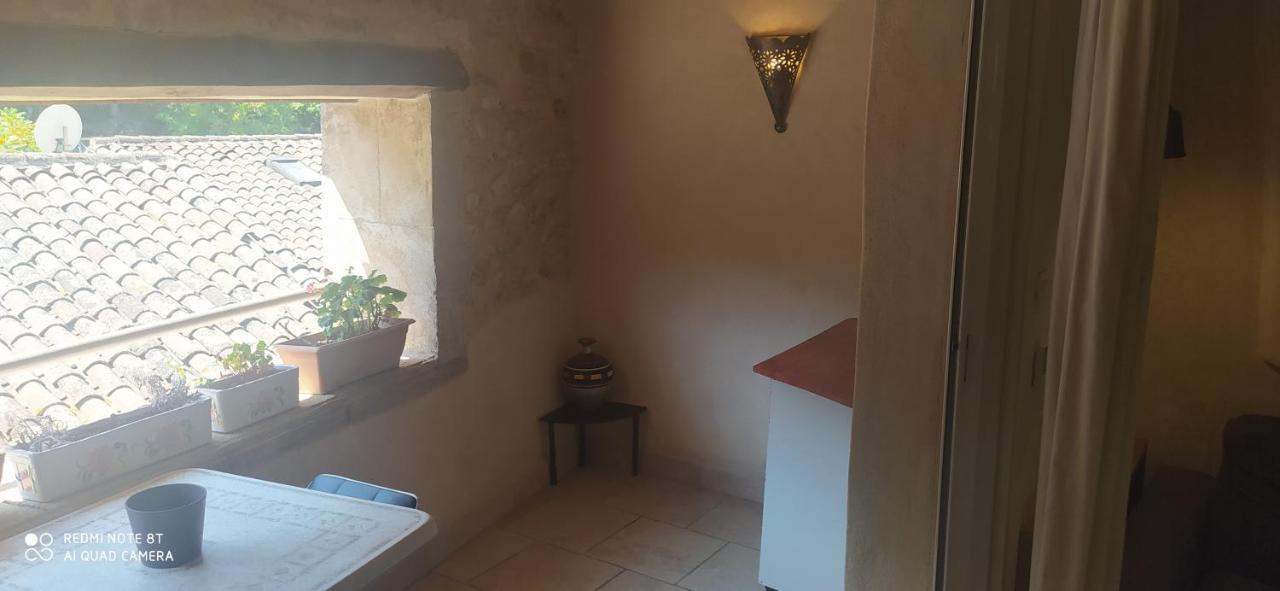 Les Studios De St Guilhem Saint-Guilhem-le-Desert Kültér fotó